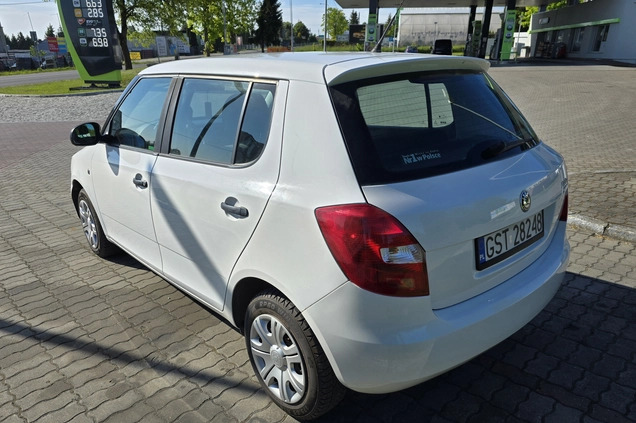 Skoda Fabia cena 9499 przebieg: 251839, rok produkcji 2010 z Śmigiel małe 172